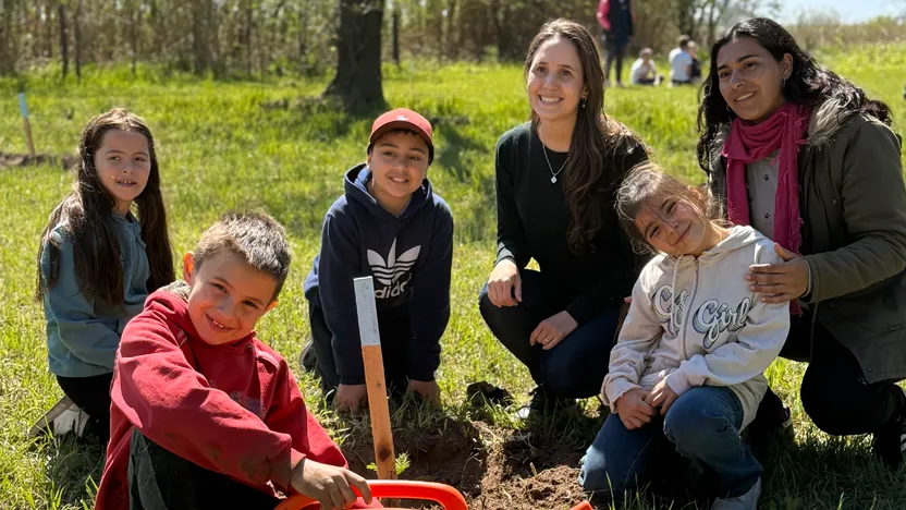 APOYO A ESCUELAS RURALES